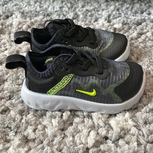 Toddler Nike Sneakers - size 5